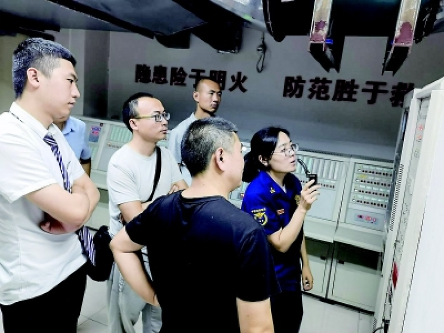 消防1.jpg 消防1.jpg